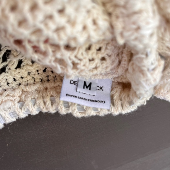 LYKKE WULLF CROCHET TOP - Picture 4 of 4